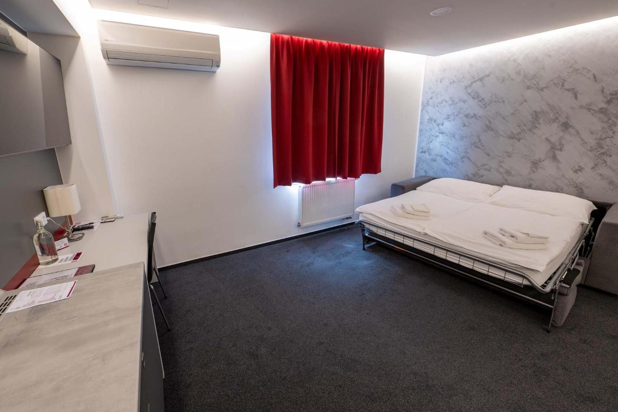 Hotel Villa Eden Jihlava Kültér fotó