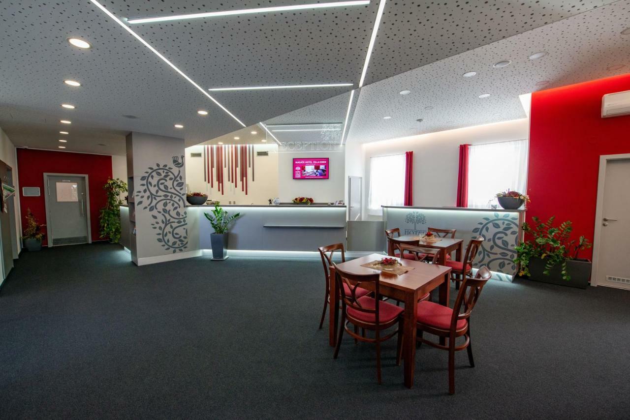 Hotel Villa Eden Jihlava Kültér fotó